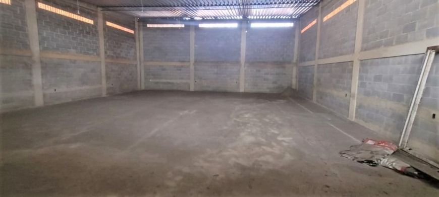 Galpão para alugar, 220 m² por R$ 2.750,00/mês - Cabuçu - Nova Iguaçu/RJ