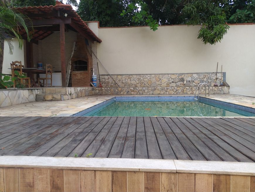 Casa com uma estrutura belíssima de 110m² de construção e 500m² de área total -Alvarez- Nova Iguaçu