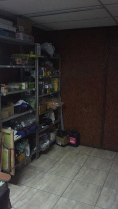 Comercial/Industrial de 720 metros quadrados no bairro Moquetá