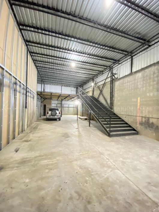 Aluguel Galpão com 800 m2 - Avenida Abílio Augusto Távora - Nova Iguaçu
