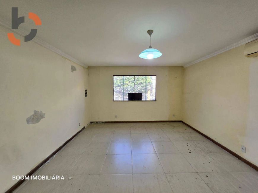 Casa com 3 dormitórios à venda, 258 m² por R$ 1.140.000 - Caonze - Nova Iguaçu/RJ