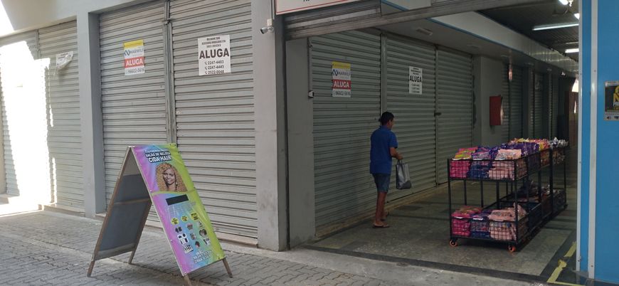 LOJA NO CENTRO DE NOVA IGUAÇU, AV. MARTINS, 68 COM 2 PISOS DE 75 M2 CADA