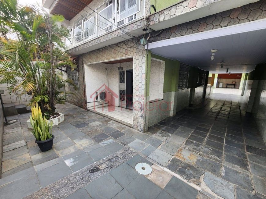 Casa com 6 dormitórios à venda, 255 m² por R$ 650.000,00 - Posse - Nova Iguaçu/RJ