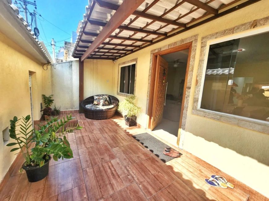 Casa com 4 dormitórios à venda, 160 m² por R$ 650.000,00 - Jardim Esplanada - Nova Iguaçu/RJ