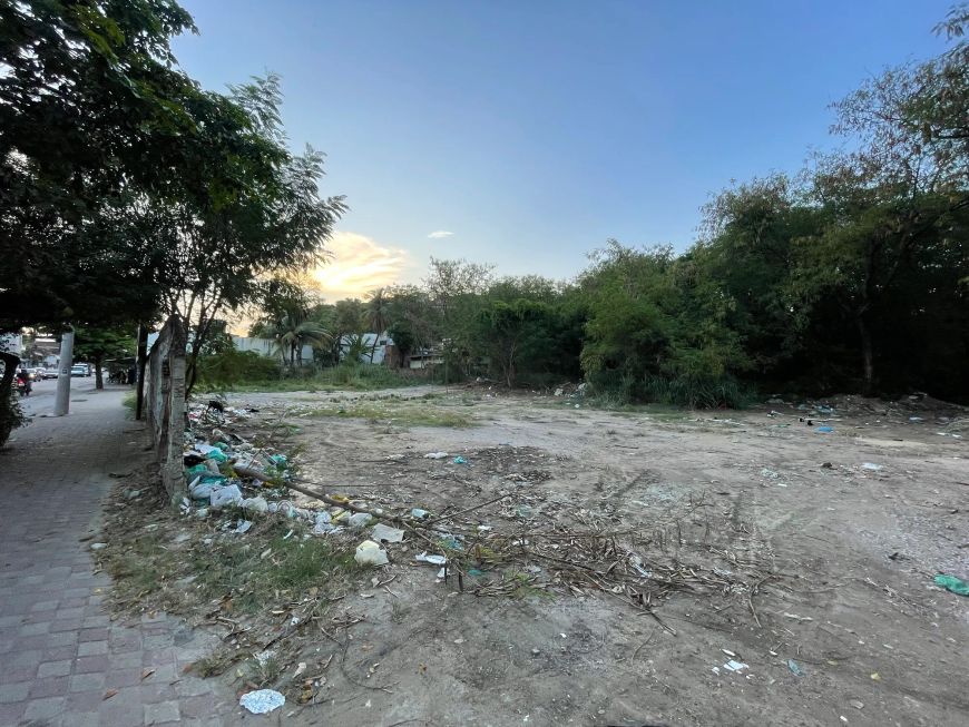 Terreno com 3684 m² na Posse ao lado do Supermercado Vianense Nova Iguaçu