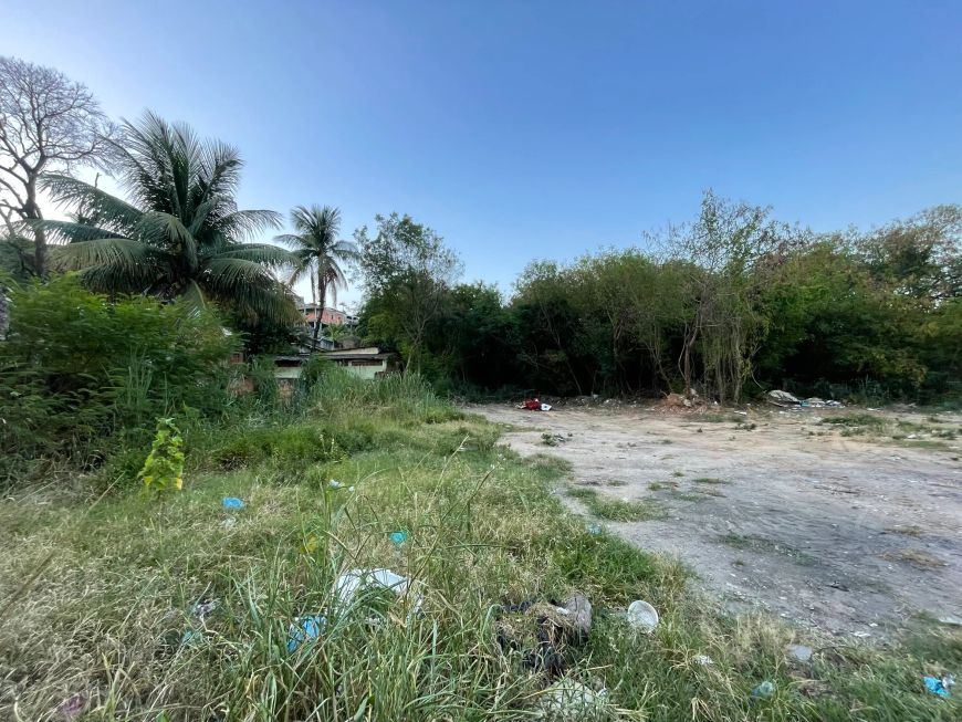 Terreno com 3684 m² na Posse ao lado do Supermercado Vianense Nova Iguaçu