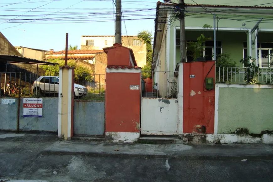 Alugo Casa em Nova Iguaçu