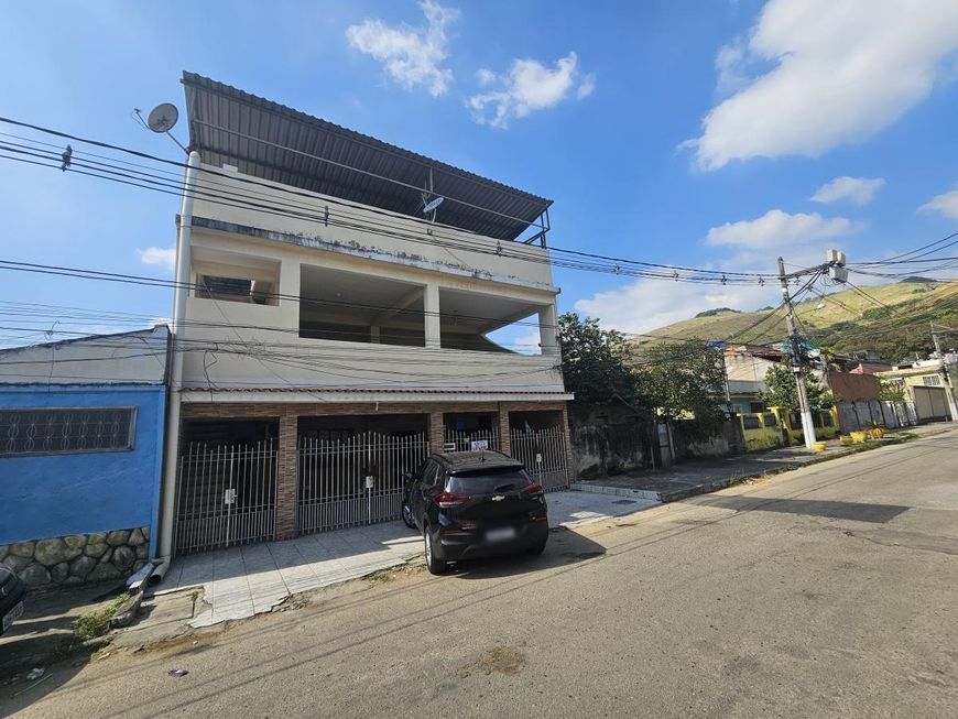 Casa para Venda em Nova Iguaçu, da Luz, 6 dormitórios, 4 banheiros, 3 vagas