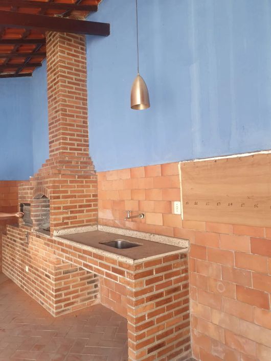 Ótima casa para venda no Bairro da Luz com 02 quartos