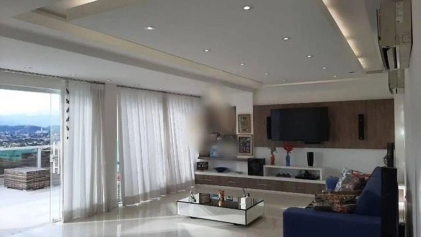 Casa para Venda em Nova Iguaçu, LUZ, 5 dormitórios, 4 suítes, 7 banheiros, 3 vagas