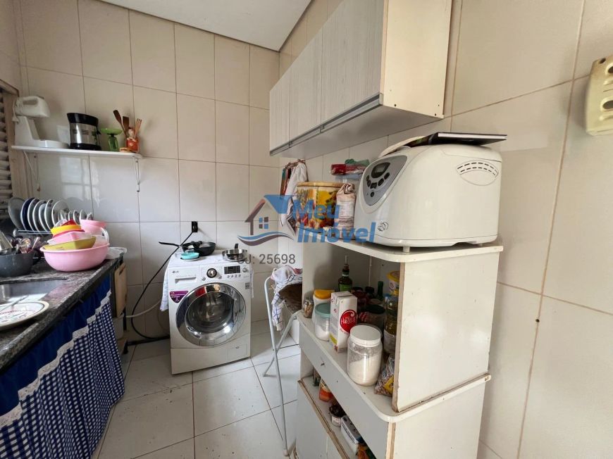 SHA Conj 2 Arniqueiras Casa 4 Quartos 8 Vagas 114m² Área de Serviço Dispensa
