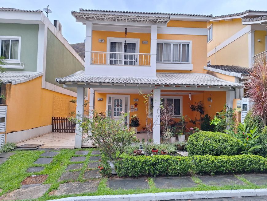 Casa no Condomínio Afrânio Peixoto