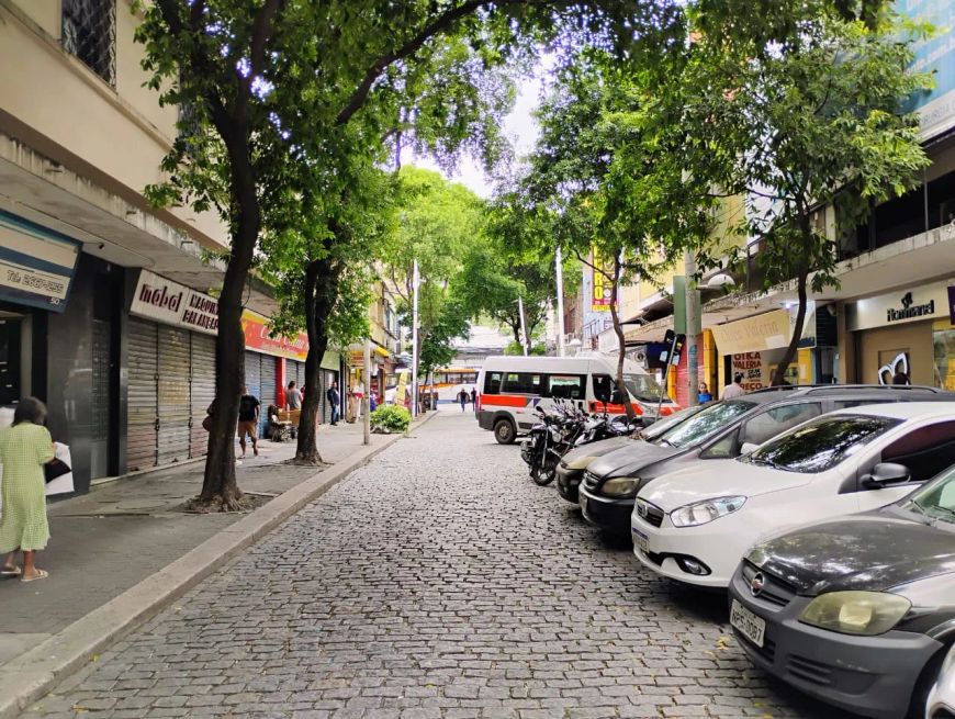Imóvel para venda ou Locação com 360M² em Centro - Nova Iguaçu - RJ