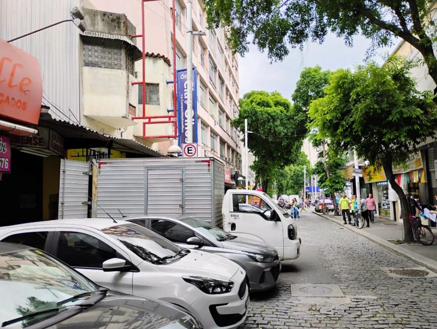 Imóvel para venda ou Locação com 360M² em Centro - Nova Iguaçu - RJ