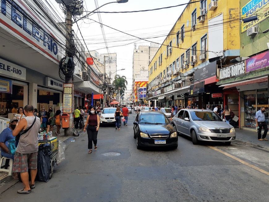 PASSO LOJA 250M² + ÁREA LIVRE 220M² - CALÇADÃO DE NOVA IGUAÇU