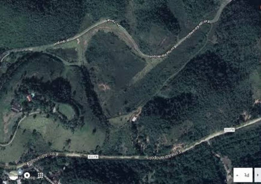 TERRENO de 260mil m² de área plana com total de área de 1 milhão de m² ADRIANÓPOLIS/ N. Iguaçu