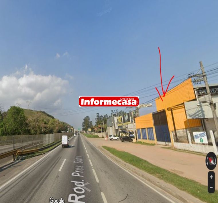 GALPÃO NA DUTRA SENTIDO RIO, COM 15 DE FRENTE E 70 DE COMPIMENTO. TOTALMENTE FECHADO, E COBERTO, COM