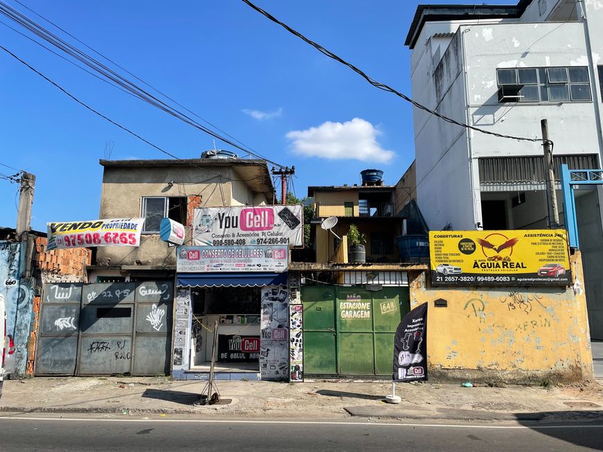 Vendo terreno com 448 m2 na Carlos Marques Rollo centro de Nova Iguaçu