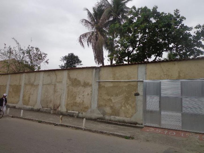 Vendo Casa com Terreno de 1895m² no bairro Cerâmica nova iguaçu