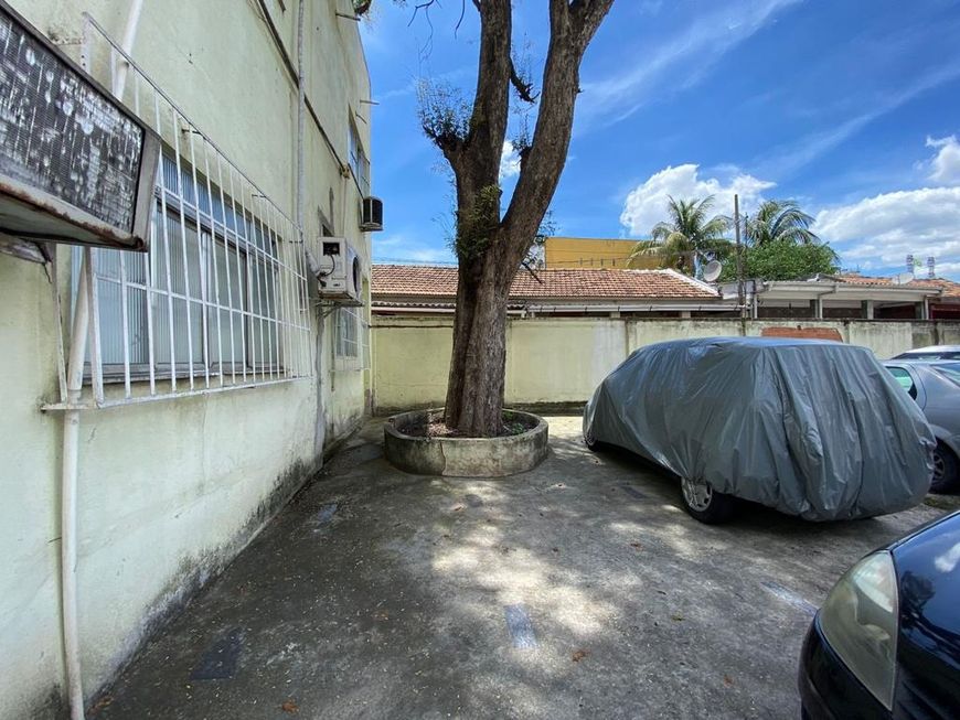 Casa comercial para aluguel e venda possui 600 metros quadrados com 6 quartos