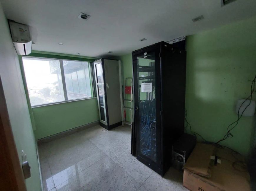 Sala Comercial para Locação em Nova Iguaçu, Centro, 3 banheiros, 17 vagas