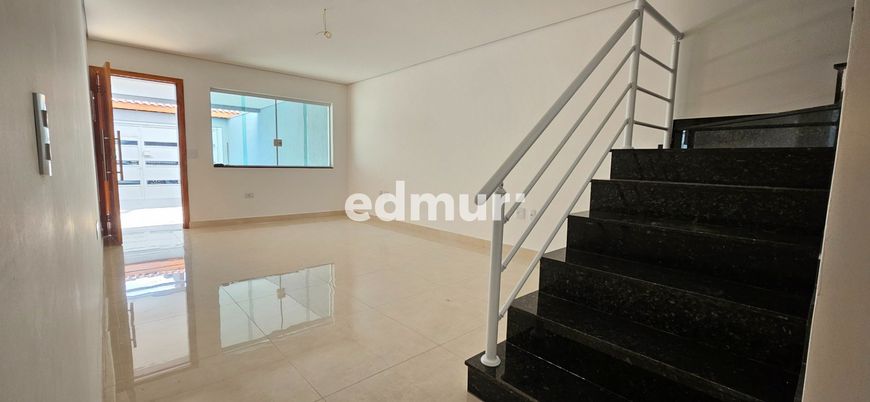 SOBRADO para VENDA com 141m² no bairro Vila Curuçá com 3 quartos e 2 vagas. Santo André, SP