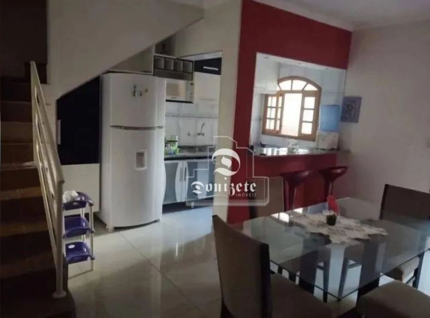 Sobrado com 2 dormitórios para alugar, 115 m² por R$ 3.560,00/mês - Vila Cecília Maria - Santo André