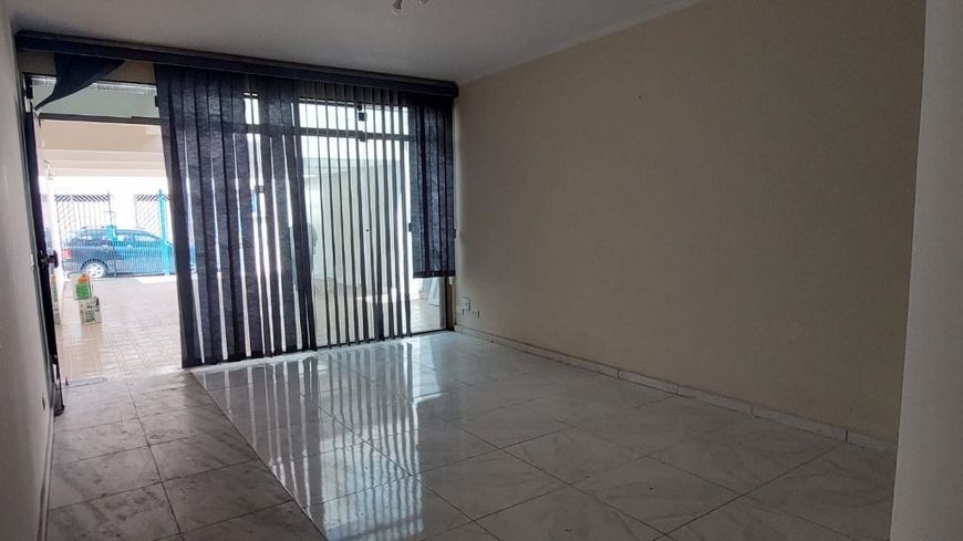 Sobrado para venda tem 283 metros quadrados com 3 quartos em Vila Eldízia - Santo André - SP