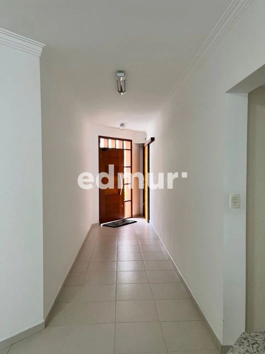 PREDIO para ALUGUEL com 300m² no bairro Campestre com 0 quartos e 8 vagas. Santo André, SP