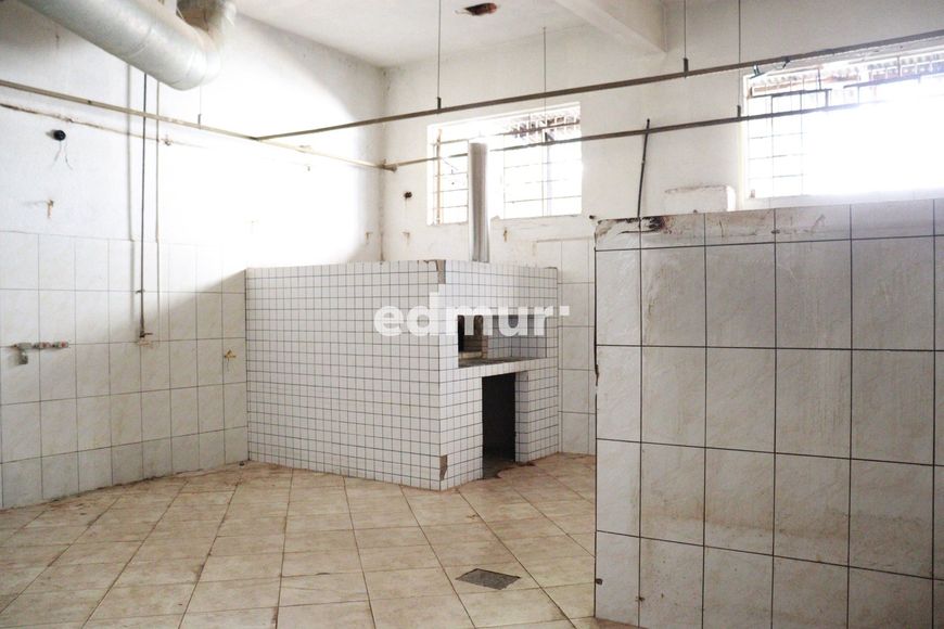SALÃO para ALUGUEL com 250m² no bairro Jardim com 0 quartos e 0 vagas. Santo André, SP
