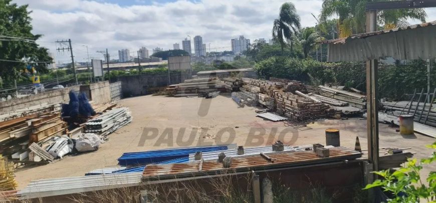 Locação Terreno Industrial de esquina com Av. dos Estados - Santo André
