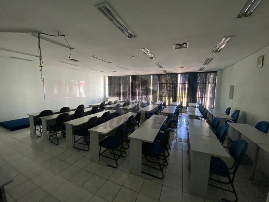 Predio Comercial no Bairro Jardim