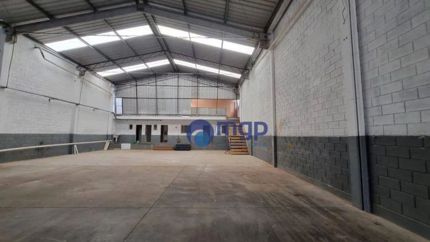 Galpão para alugar, 695 m² - Vila Lucinda - Santo André/SP