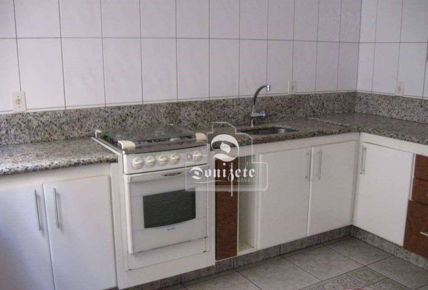 Sobrado com 3 dormitórios à venda, 162 m² por R$ 819.999,90 - Vila Scarpelli - Santo André/SP