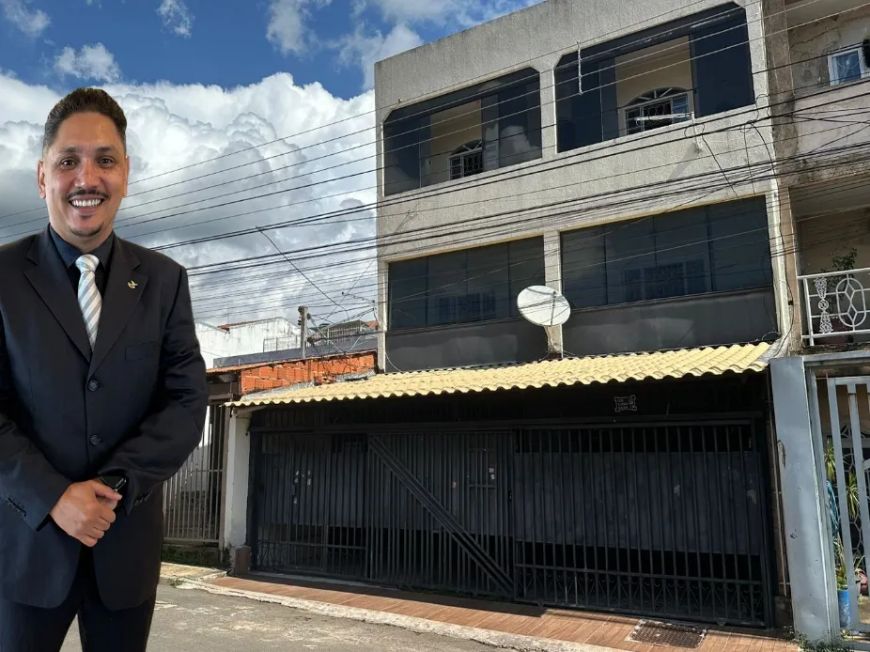 Prédio tipo Sobrado para venda com 2° pavimentos no Riacho Fundo I - Brasília - DF