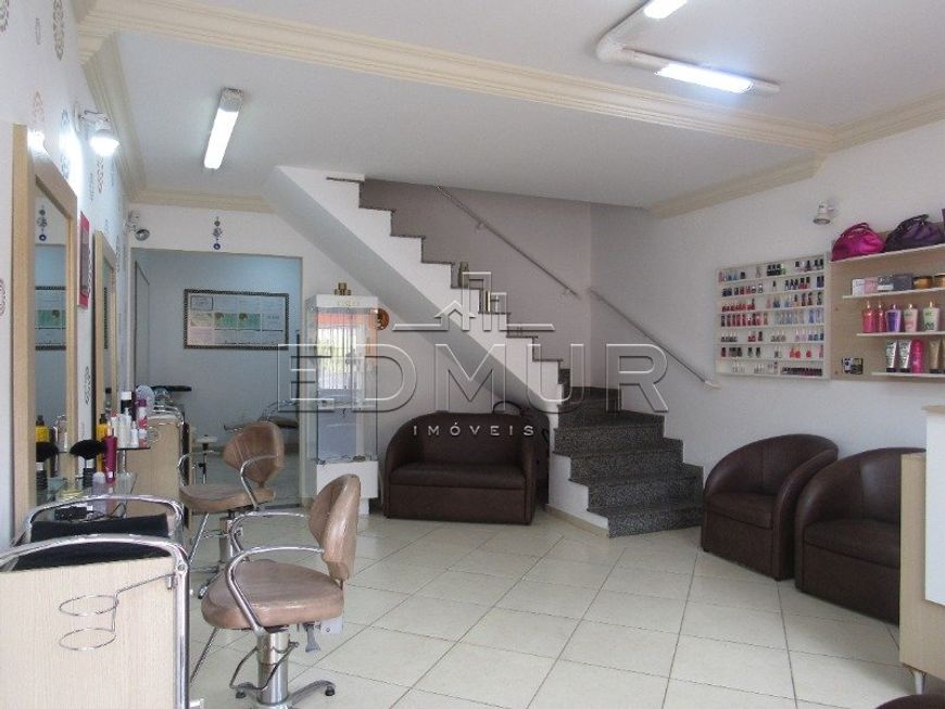 SOBRADO para ALUGUEL com 137m² no bairro Campestre com 3 quartos e 4 vagas. Santo André, SP