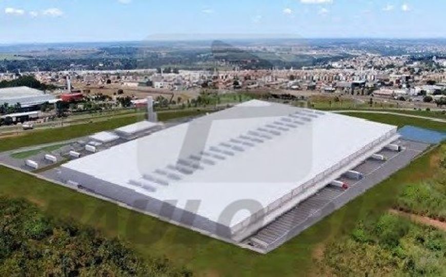 Galpão logístico em construção na região de Santa Maria - DF