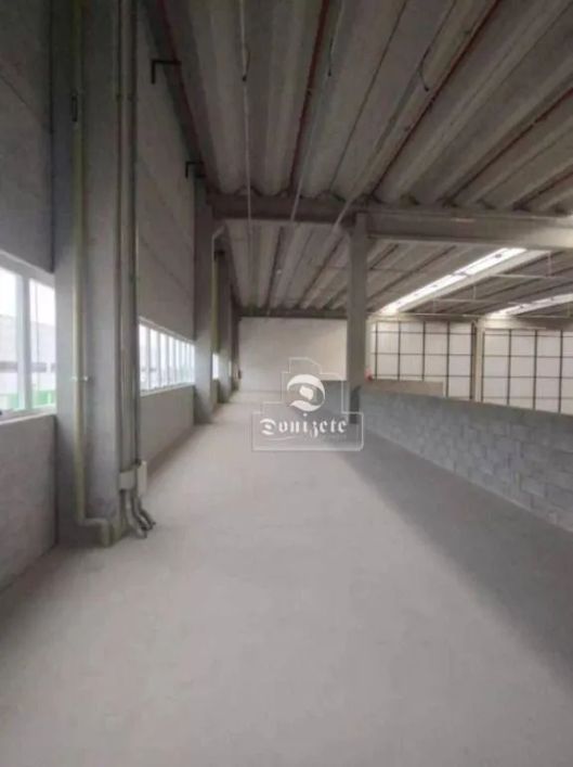 Galpão para alugar, 2795 m² por R$ 115.343,75/mês - Parque Jaçatuba - Santo André/SP