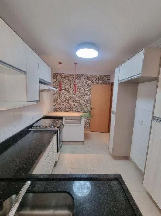 Apartamento com 3 dormitórios para alugar, 106 m² por R$ 4.547,00/mês - Vila Gilda - Santo André/SP