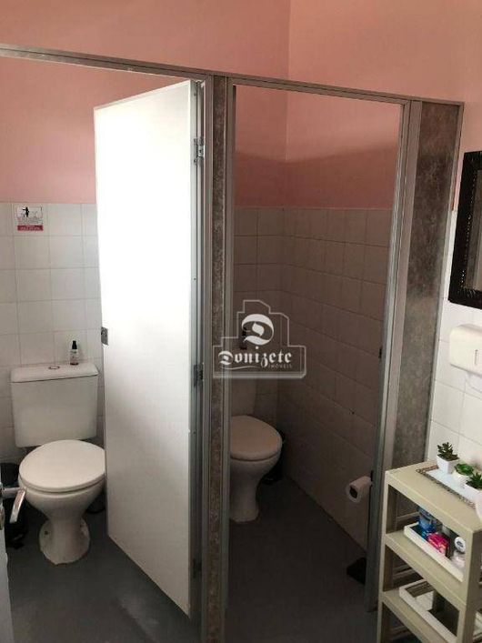 Sobrado para alugar, 270 m² por R$ 7.810,00/mês - Jardim - Santo André/SP