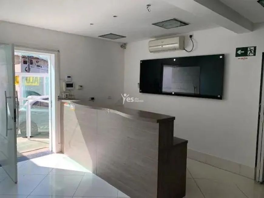 Sobrado Comercial para locação com 140 m² com 7 salas, 3 banheiros sendo 1 deles com hidromassagem n