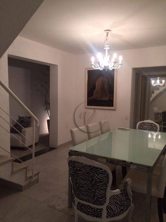 Sobrado com 3 dormitórios para alugar, 305 m² por R$ 9.140,00 - Jardim - Santo André/SP