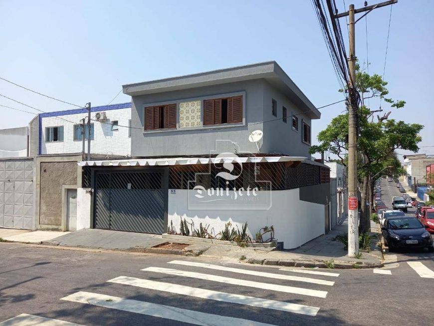 Sobrado com 3 dormitórios para alugar, 209 m² por R$ 3.900,00/mês - Campestre - Santo André/SP