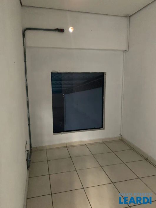 GALPÃO - VILA BASTOS - SP