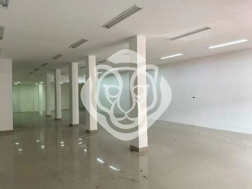 Salão comercial para alugar no bairro Vila América