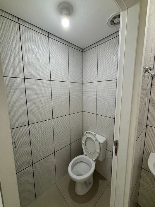 Escritório para aluguel com 33 metros quadrados em Vila Homero Thon - Santo André - SP