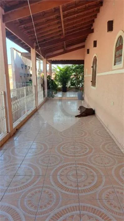 Sobrado com 5 quartos à venda em Metalúrgicos - SP