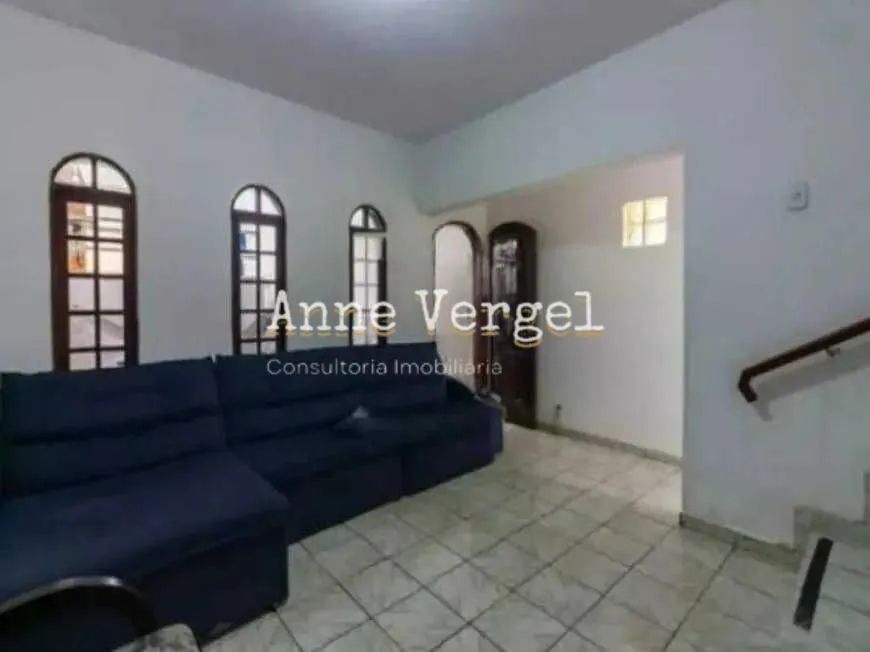 Sobrado 3 quartos à venda no Bairro Pestana em Osasco com quintal c churrasqueira e 3 vagas ao lado