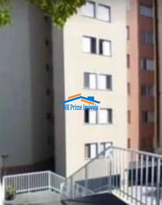 Apartamento com 2 Dormitórios - São Cristovão - Térreo.