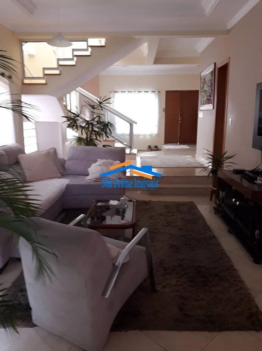 Oportunidade Sobrado 360 m² 4 Suítes 4 vagas + piscina - City Bussocaba